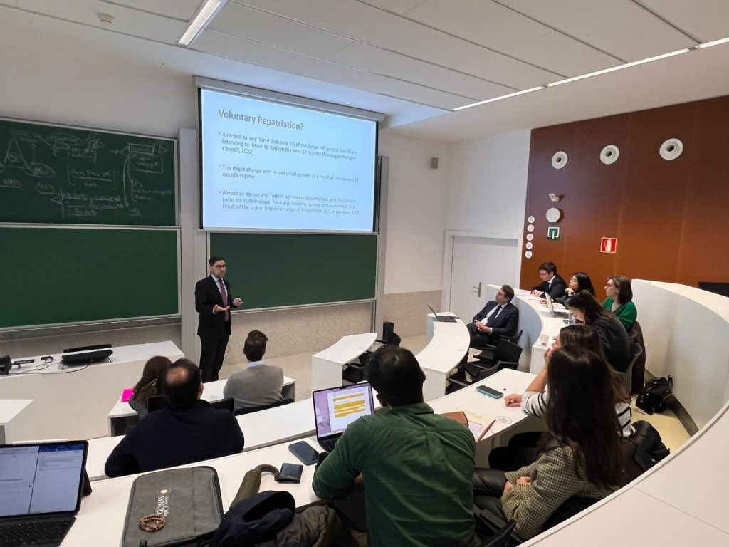  The Director of International Relations invited as a Guest Lecturer at the University of Navarra, Spain. 